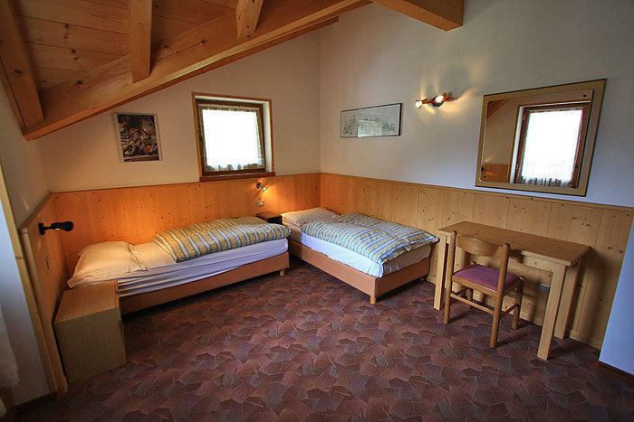 Cesa Roseda Apartment Canazei Ruang foto